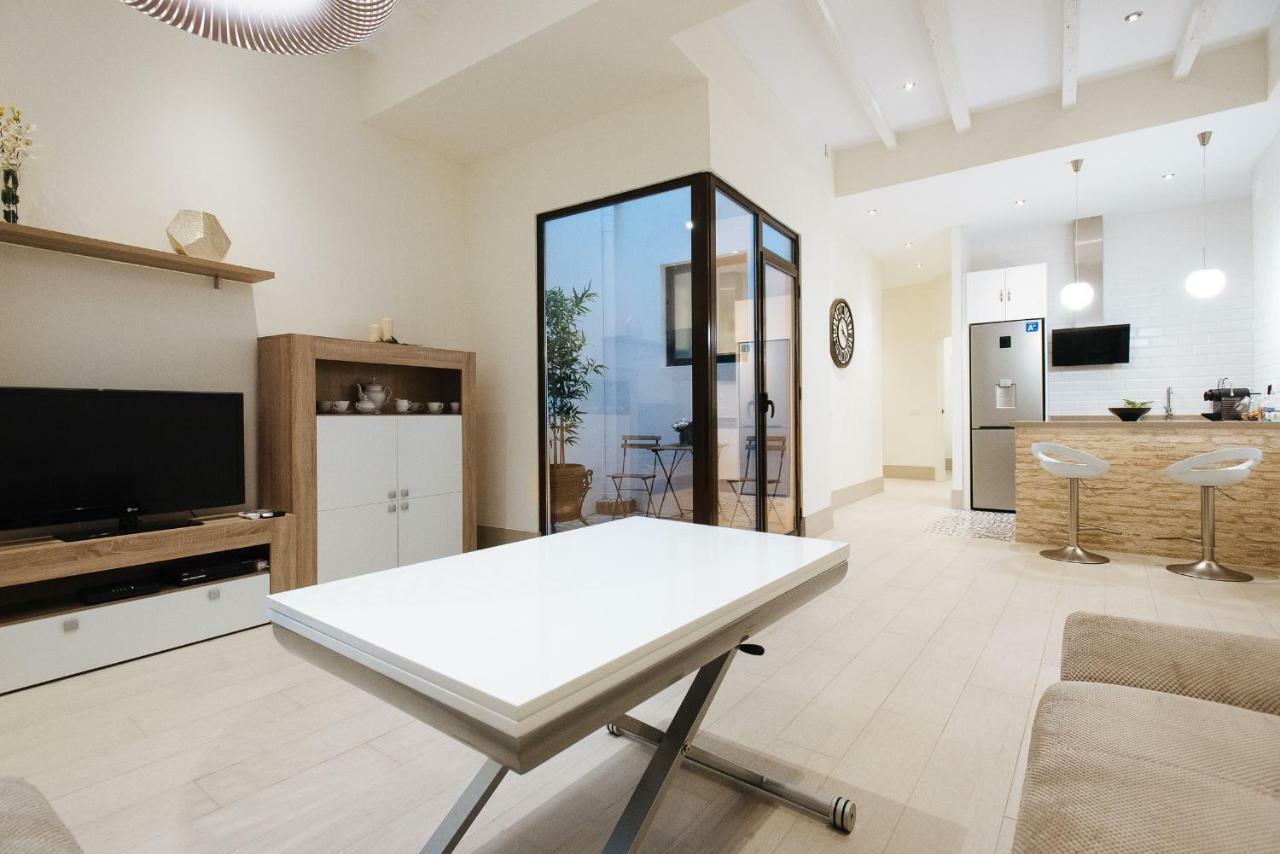 סביליה Luxury Apartment Penuelas Free Parking מראה חיצוני תמונה