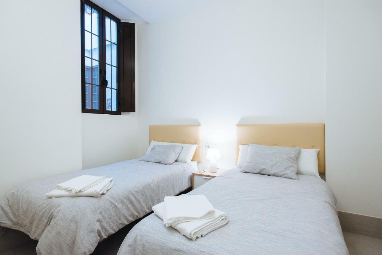 סביליה Luxury Apartment Penuelas Free Parking מראה חיצוני תמונה