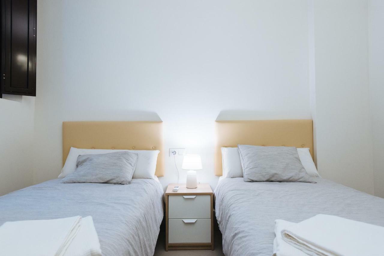 סביליה Luxury Apartment Penuelas Free Parking מראה חיצוני תמונה